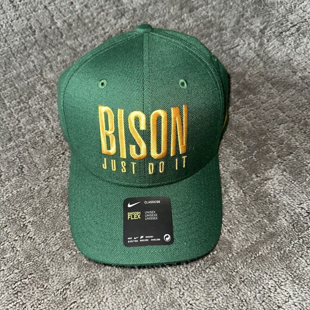 Nwt Men's Nike baseball Cap - NDSU Bison - Fitted